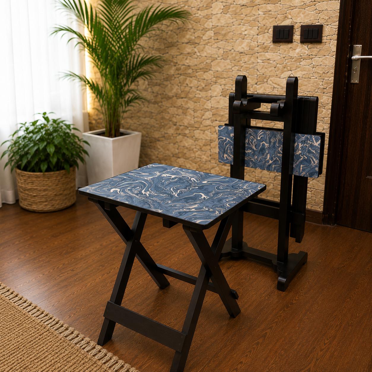 Collapsible Table with Stand