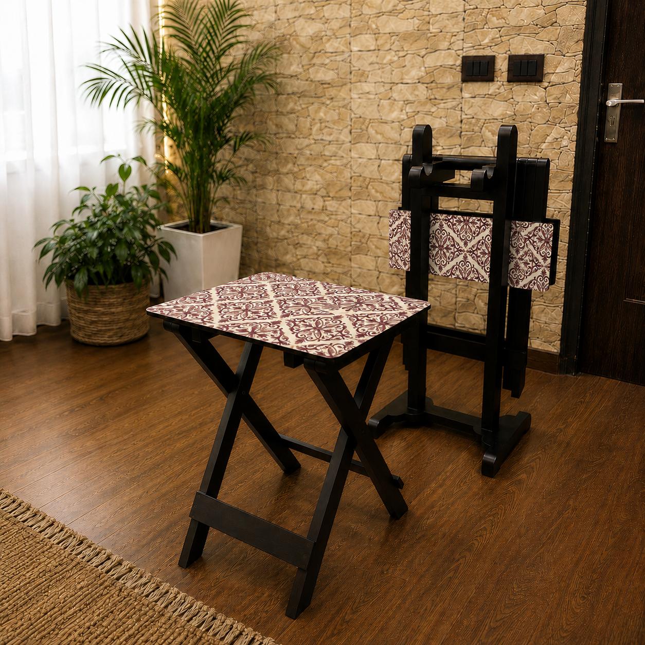 Collapsible Table with Stand