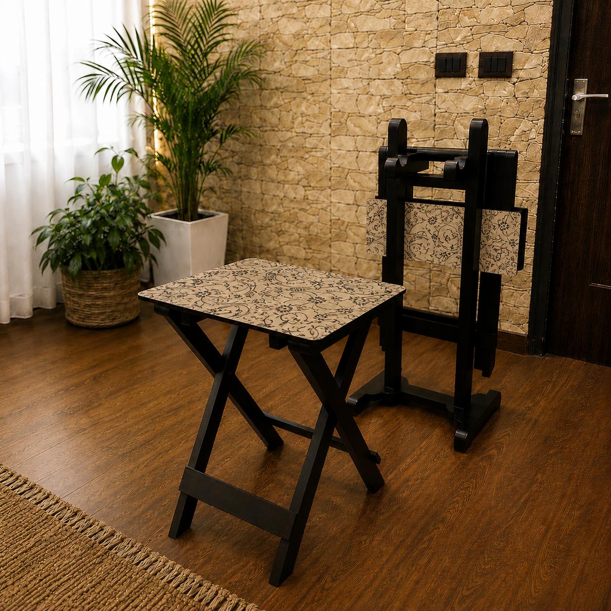 Collapsible Table with Stand