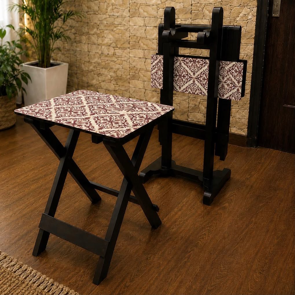 Collapsible Table with Stand