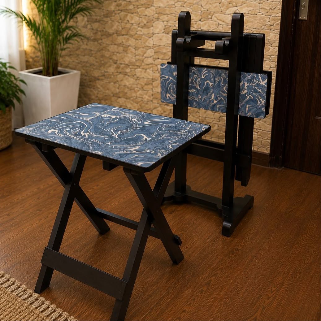 Collapsible Table with Stand