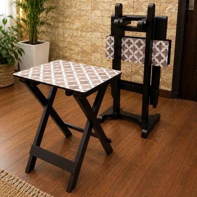 Collapsible Table with Stand